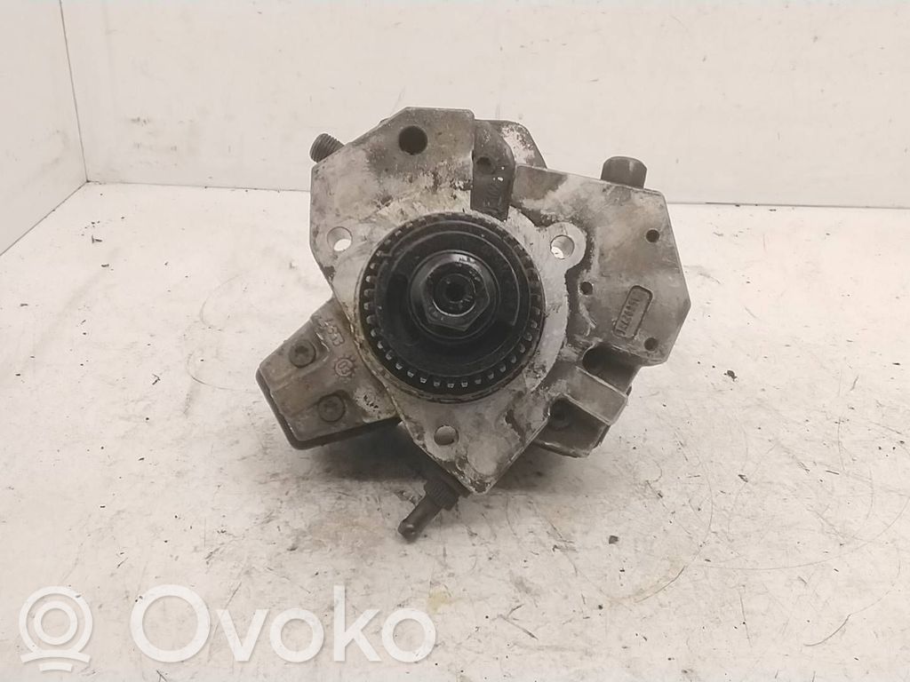 BMW 7 E65 E66 Fuel injection high pressure pump 