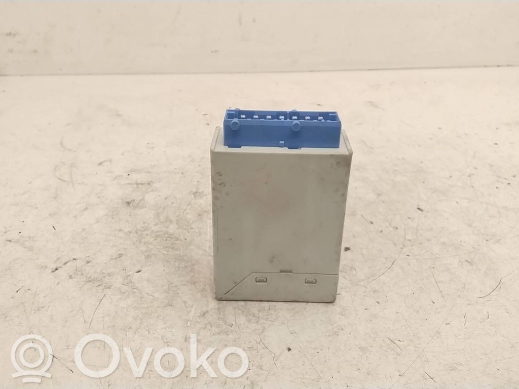 Alte unități/module de control   61358366381,05012430,110187,05012130