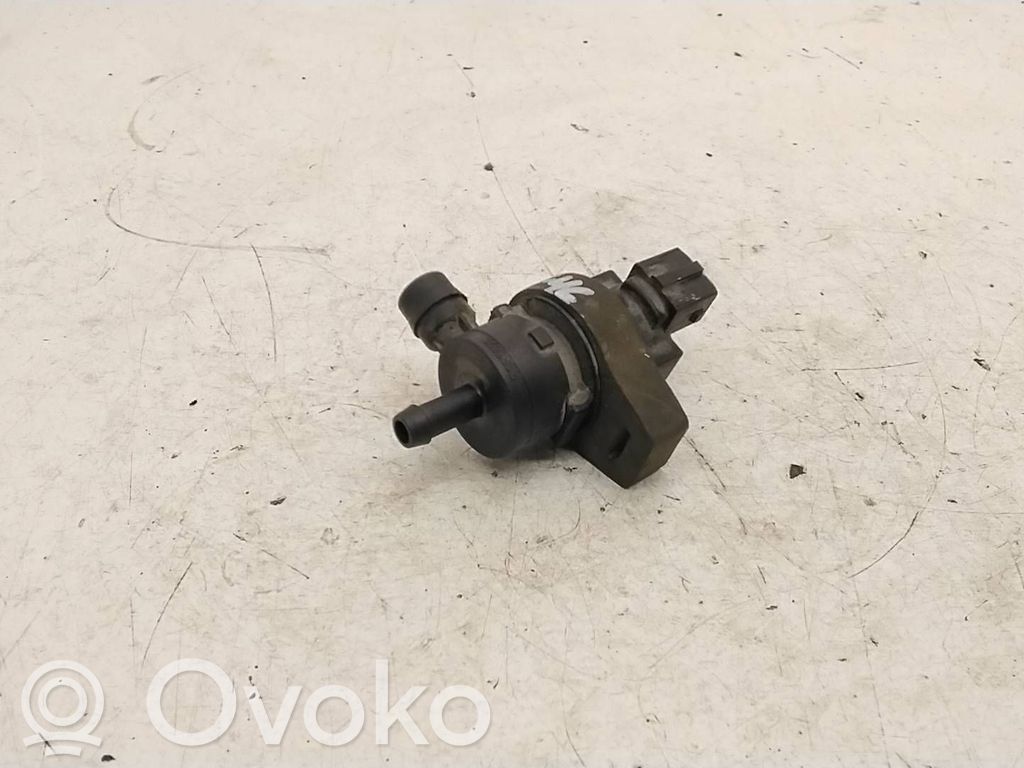 Vacuum valve   1433602