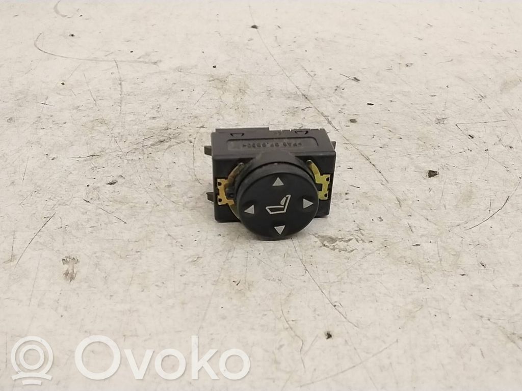 Seat control switch   8352291,03060020