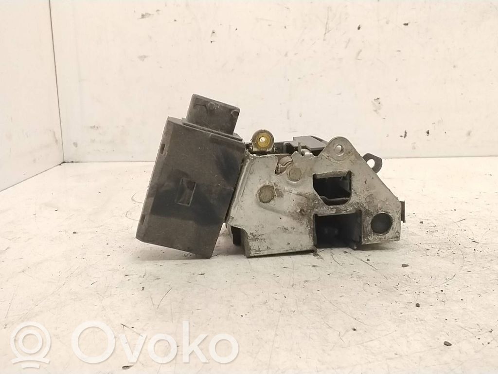 Etuoven lukko   8122203
