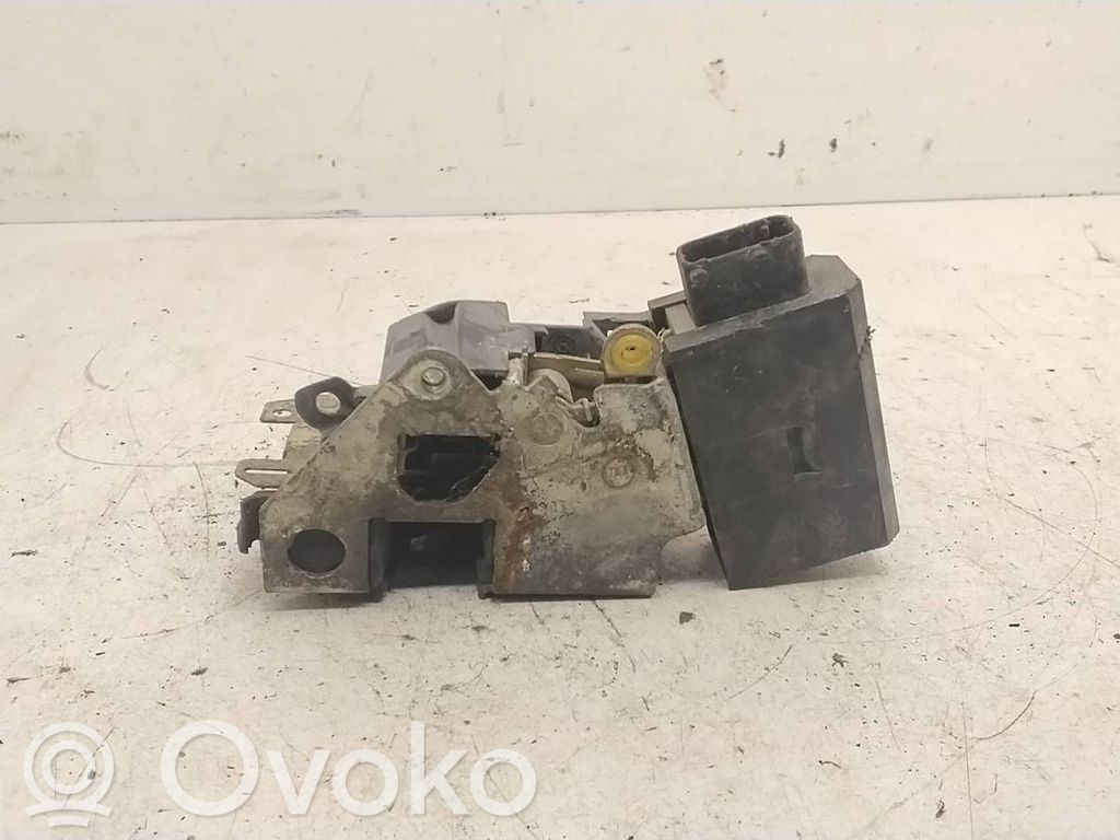 BMW 3 E36 Front door lock 