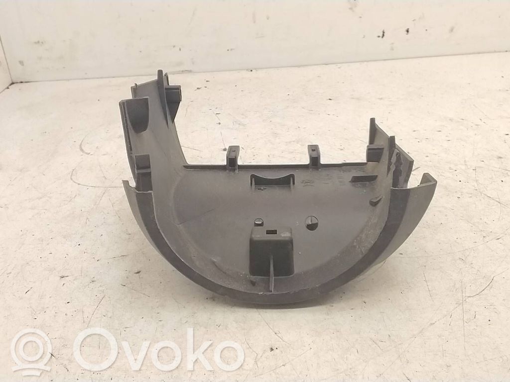 BMW 5 E34 Vairo ašies apdaila 
