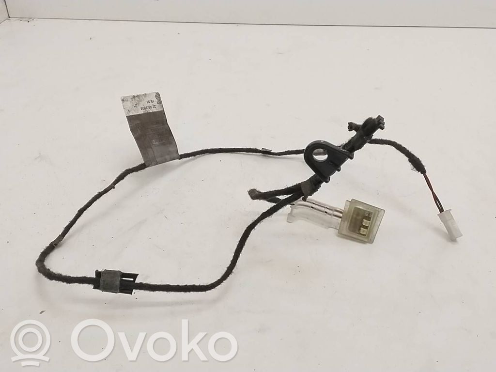 Front door handle light (exterior)   6936591