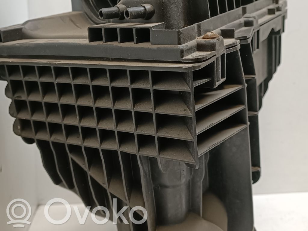 Air filter box   9683955980