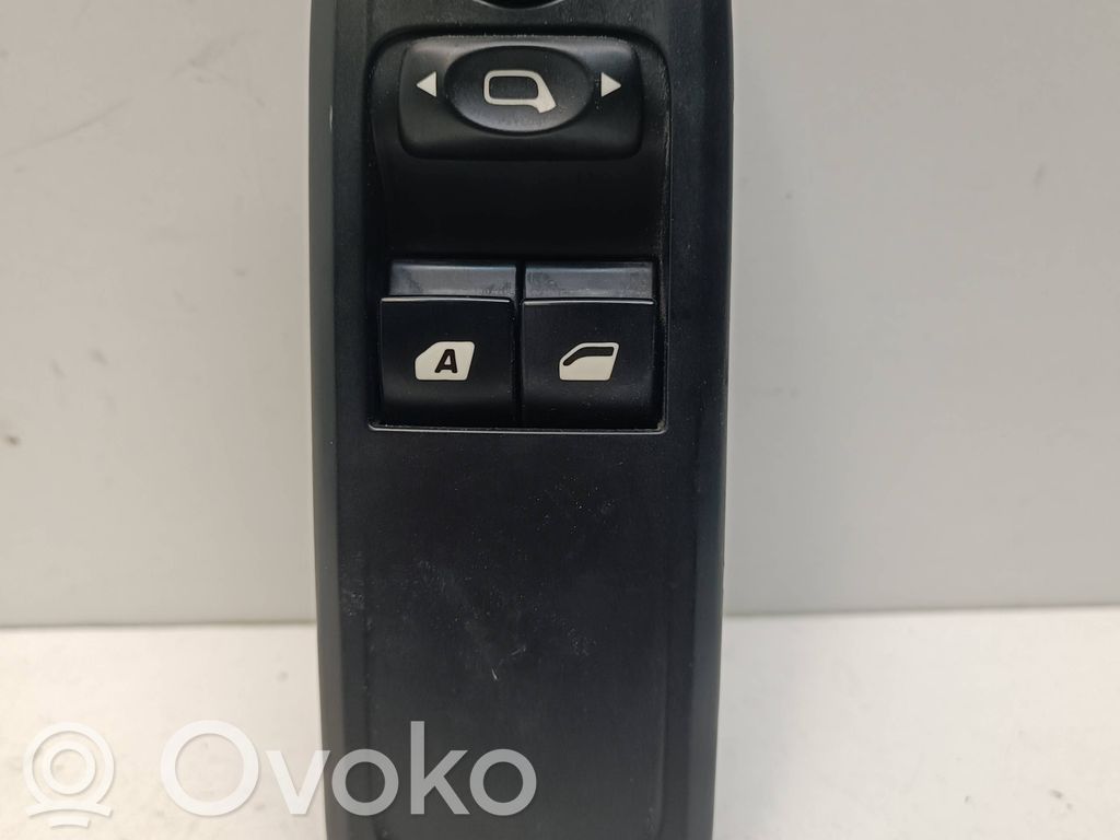 Citroen C3 Electric window control switch 
