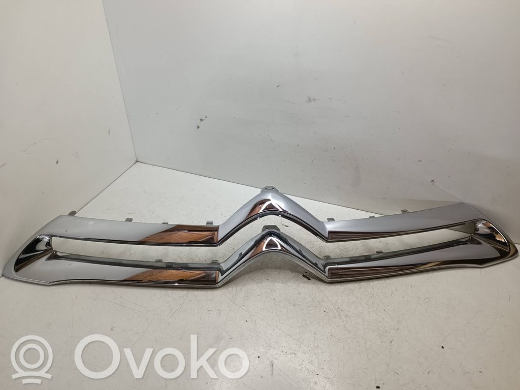 Citroen DS4 Etusäleikkö 