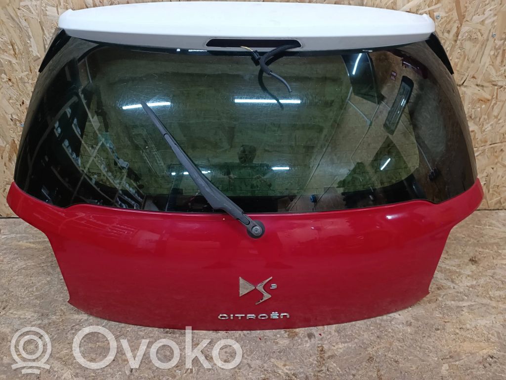 Tailgate/trunk/boot lid