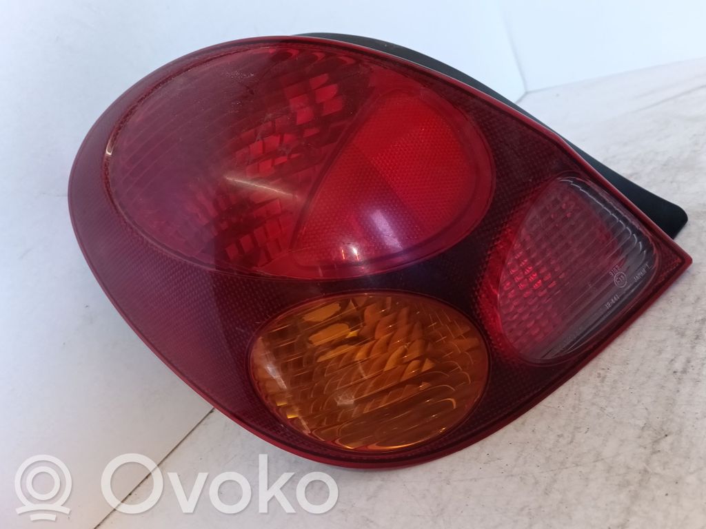 Toyota Corolla E110 Luz trasera/de freno 