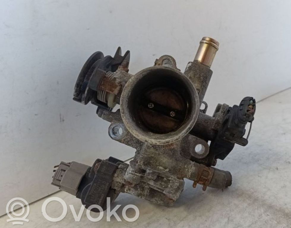 Toyota Corolla E120 E130 Droselinė sklendė 