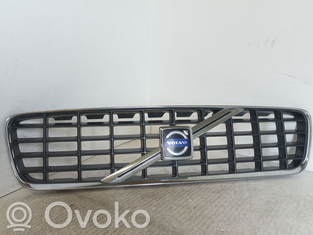Volvo S60 Передняя решётка 