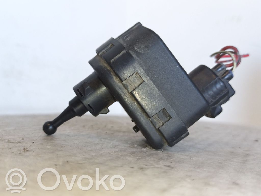 Toyota Corolla E110 Headlight level adjustment motor 