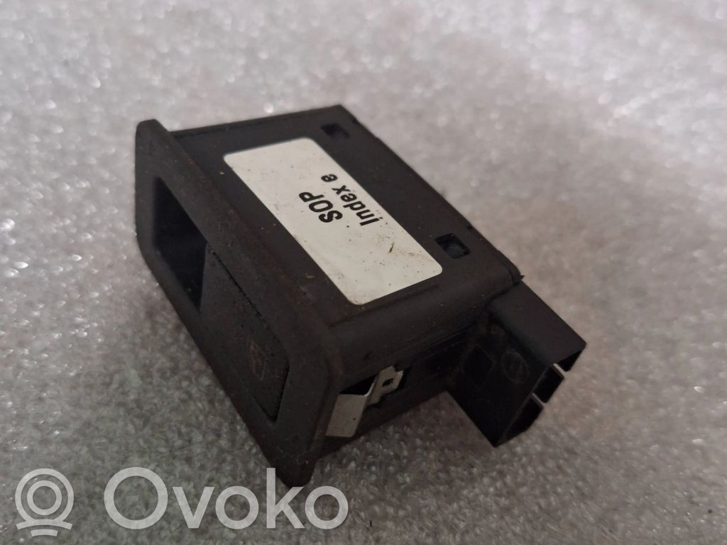 Opel Omega B2 Elektrinių langų jungtukas 