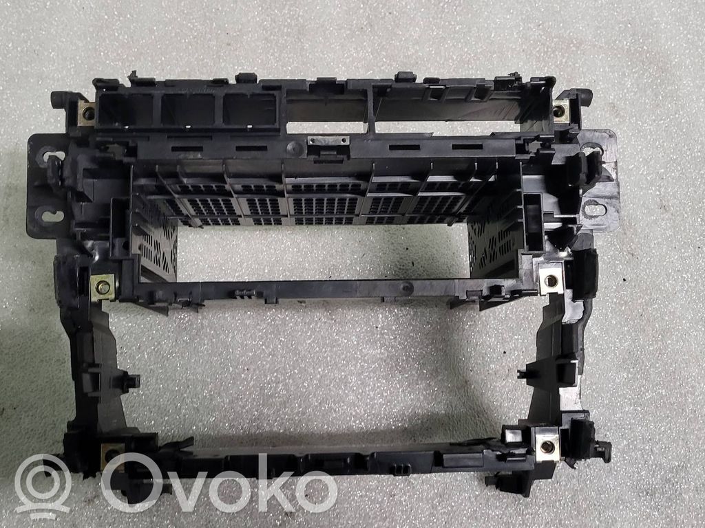 Audi A4 S4 B5 8D Mascherina unità principale autoradio/GPS 