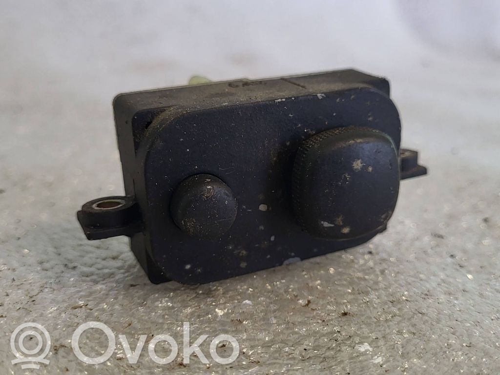 Audi A8 S8 D2 4D Wing mirror switch 