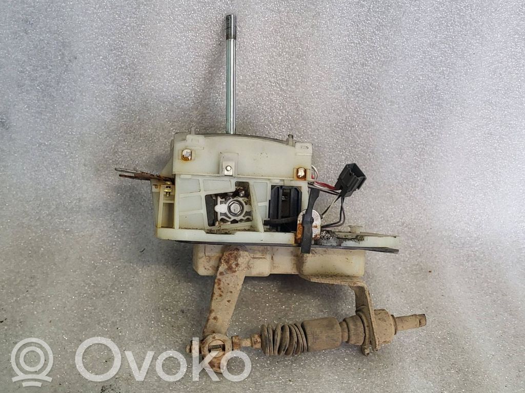 Subaru Outback Lewarek zmiany biegów / górny 