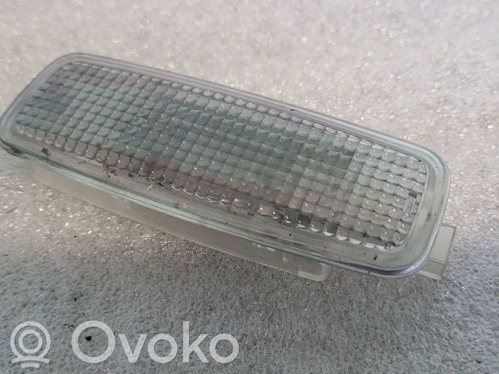 Audi A6 S6 C5 4B Inne oświetlenie wnętrza kabiny 