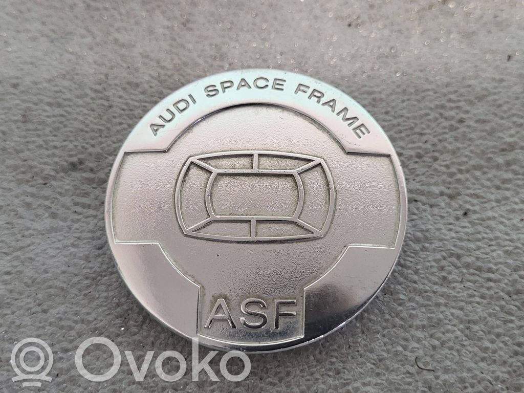 Audi A8 S8 D3 4E Ražotāja emblēma 