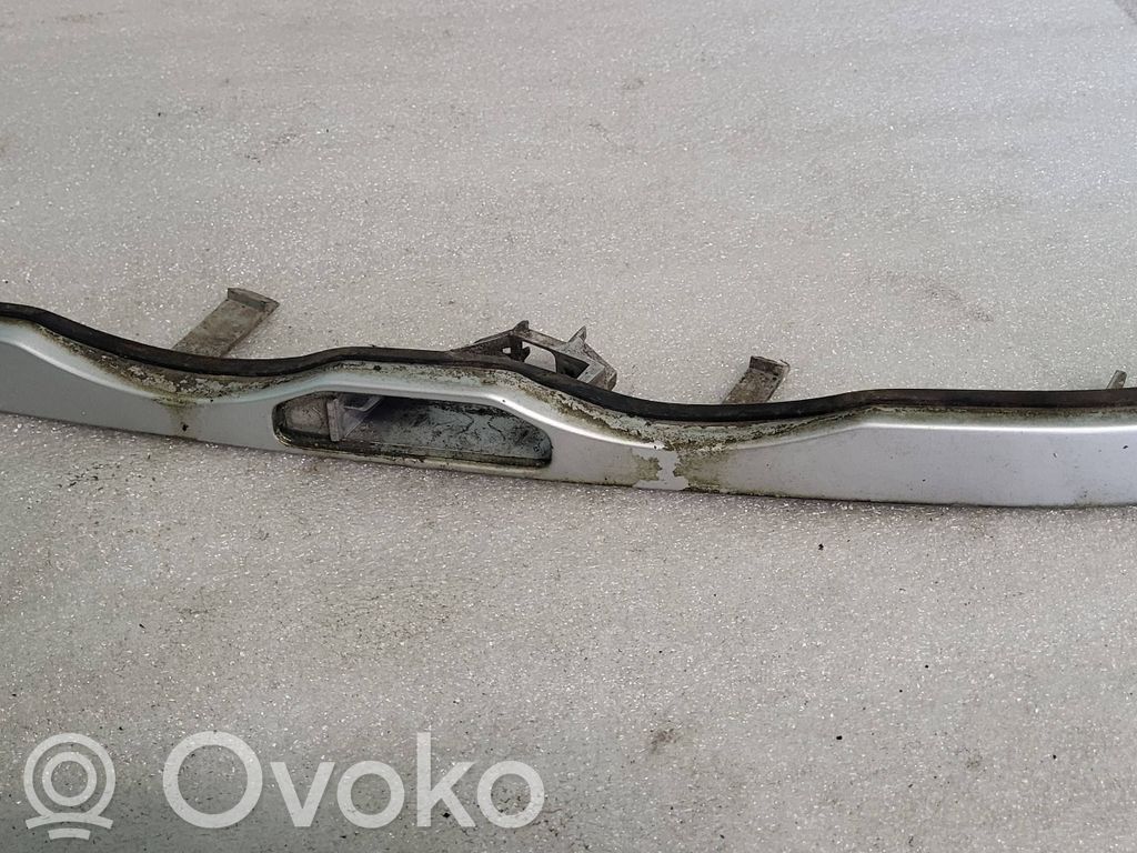 BMW 3 E46 Under headlight/headlamp trim 