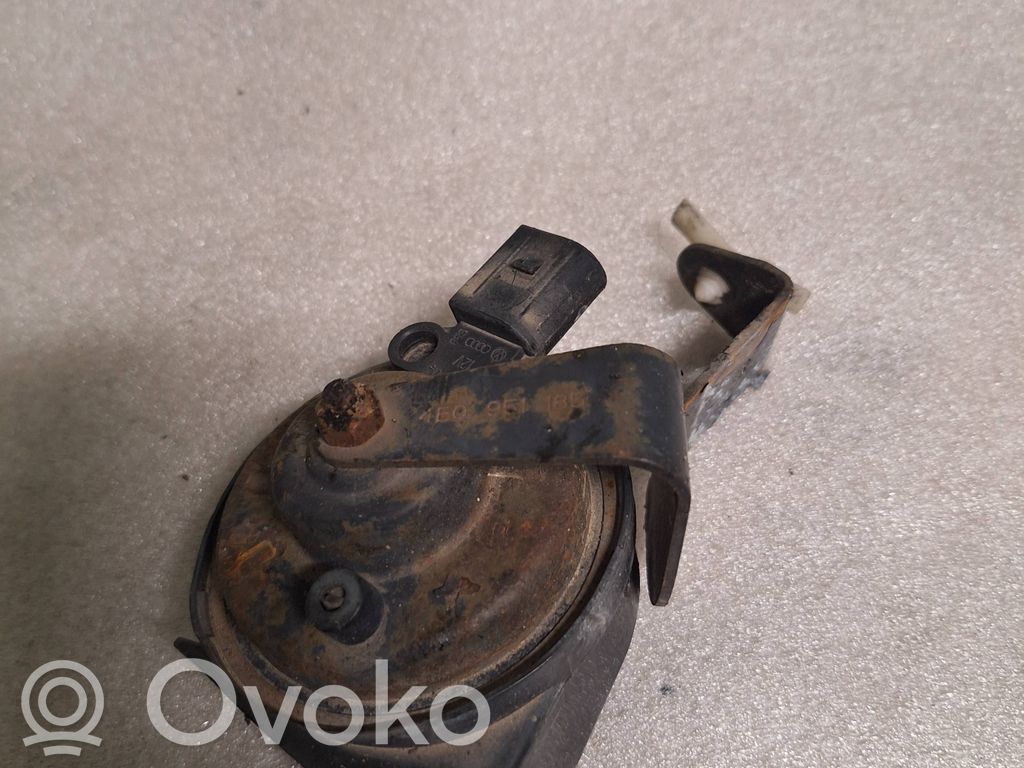 Audi A8 S8 D3 4E Garso signalas 