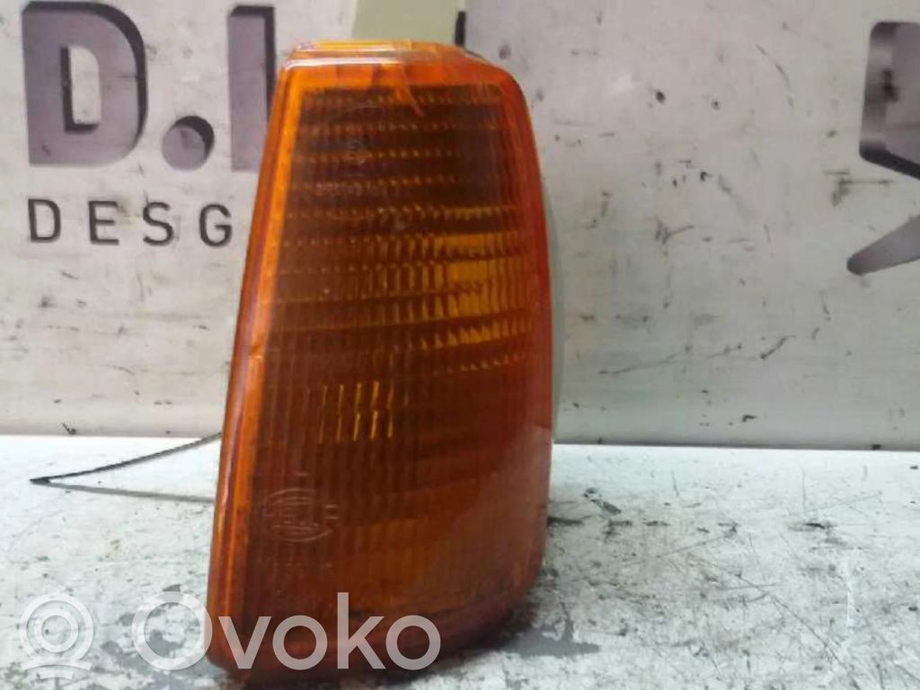Volkswagen Polo Kierunkowskaz przedni 