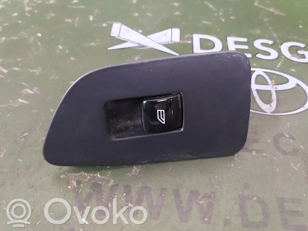 Interruptor del elevalunas eléctrico   31376458