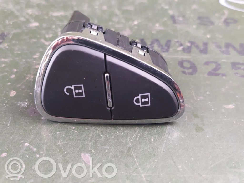 Moottorin ohjainlaite/moduuli   10142388