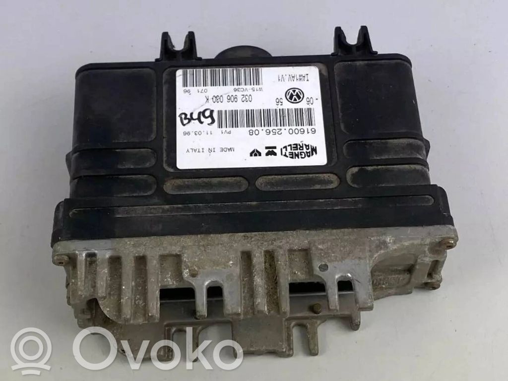 Volkswagen Golf III Engine control unit/module 