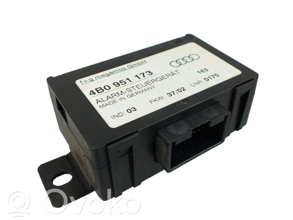 Audi A3 S3 8L Alarm control unit/module 