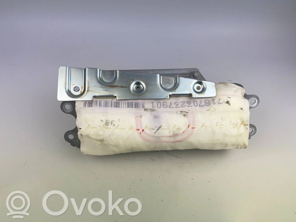 Ford Focus Passenger airbag 