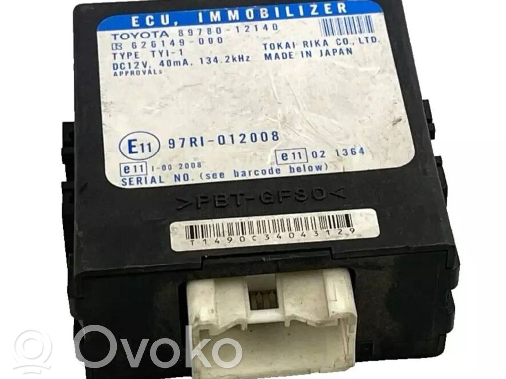 Toyota Corolla E120 E130 Блок управления иммобилайзера 