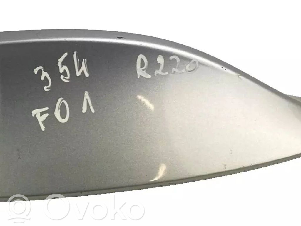Osłona anteny dachowej GPS   9186689
