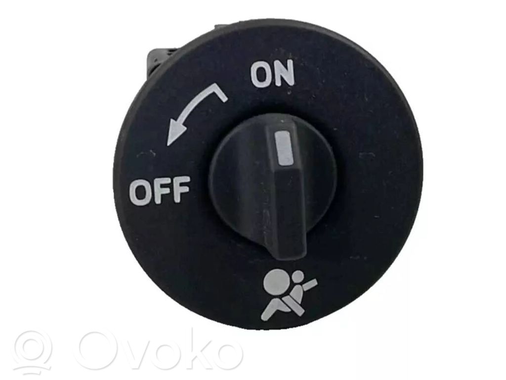 Renault Clio III Interruptor de encendido/apagado del airbag de pasajero 