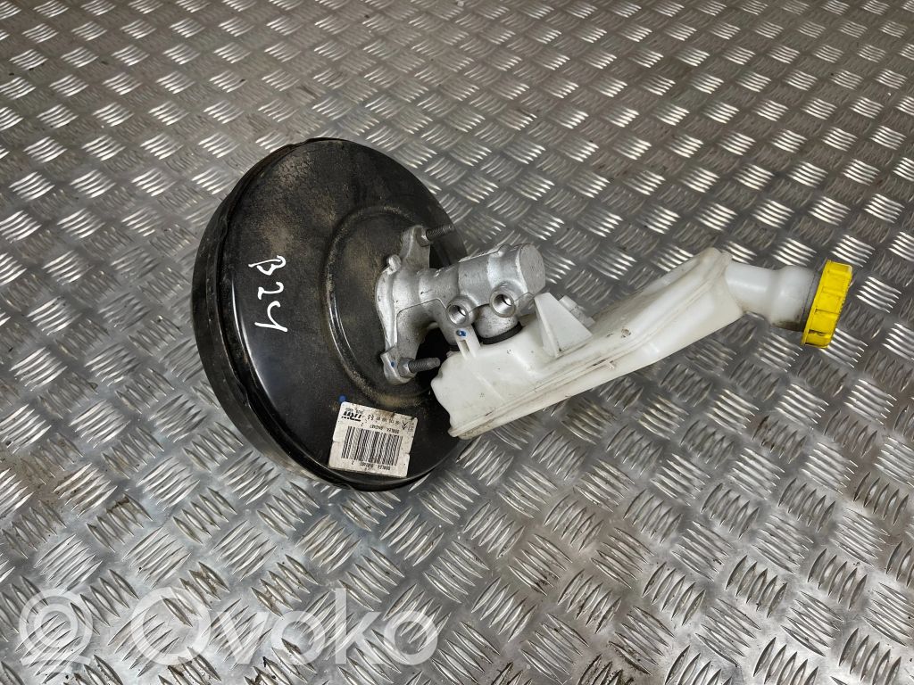 Peugeot 208 I Brake booster 