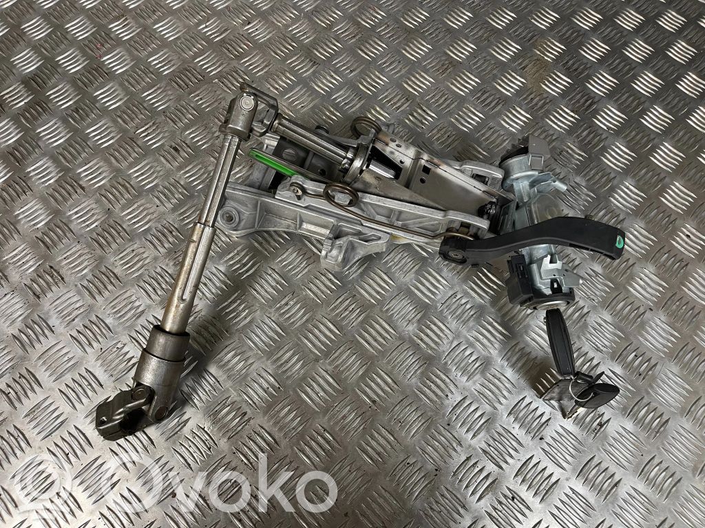 Ford Focus Steering wheel axle 