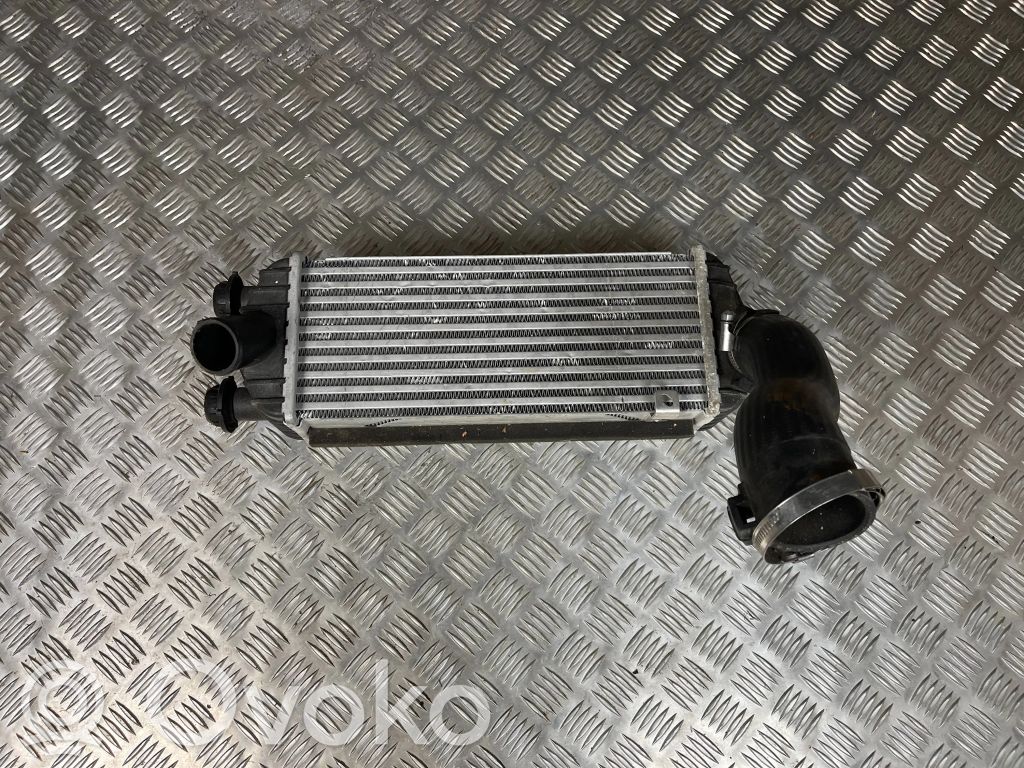 Hyundai ix35 Interkūlerio radiatorius 