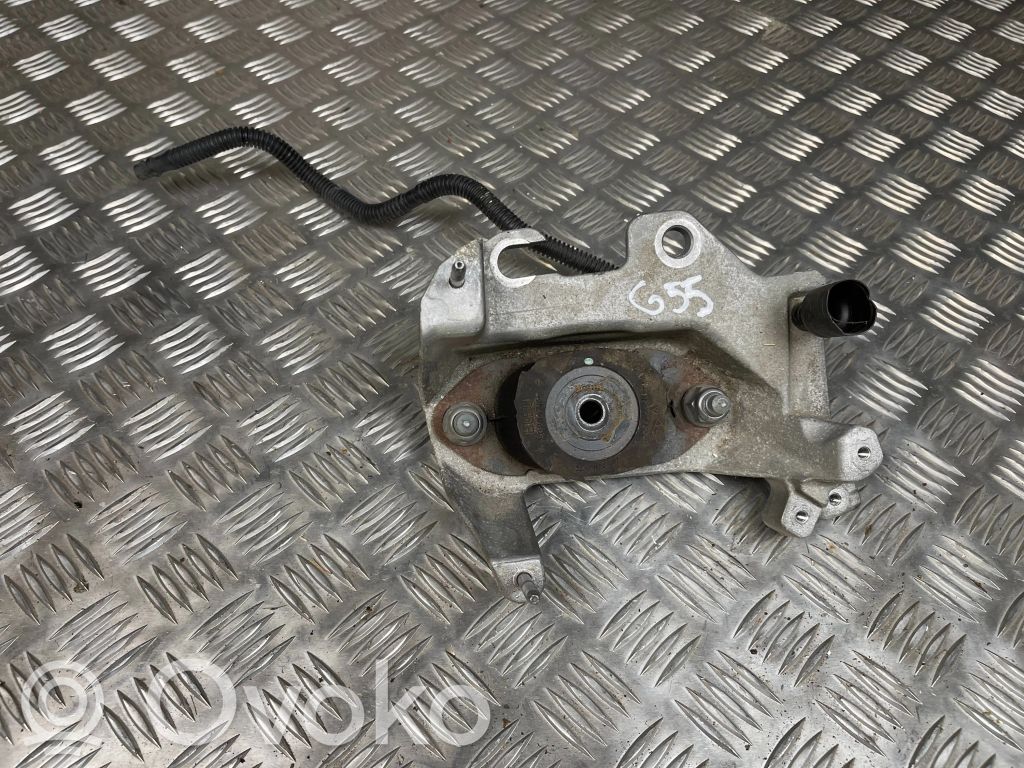 Renault Zoe Engine mounting bracket 