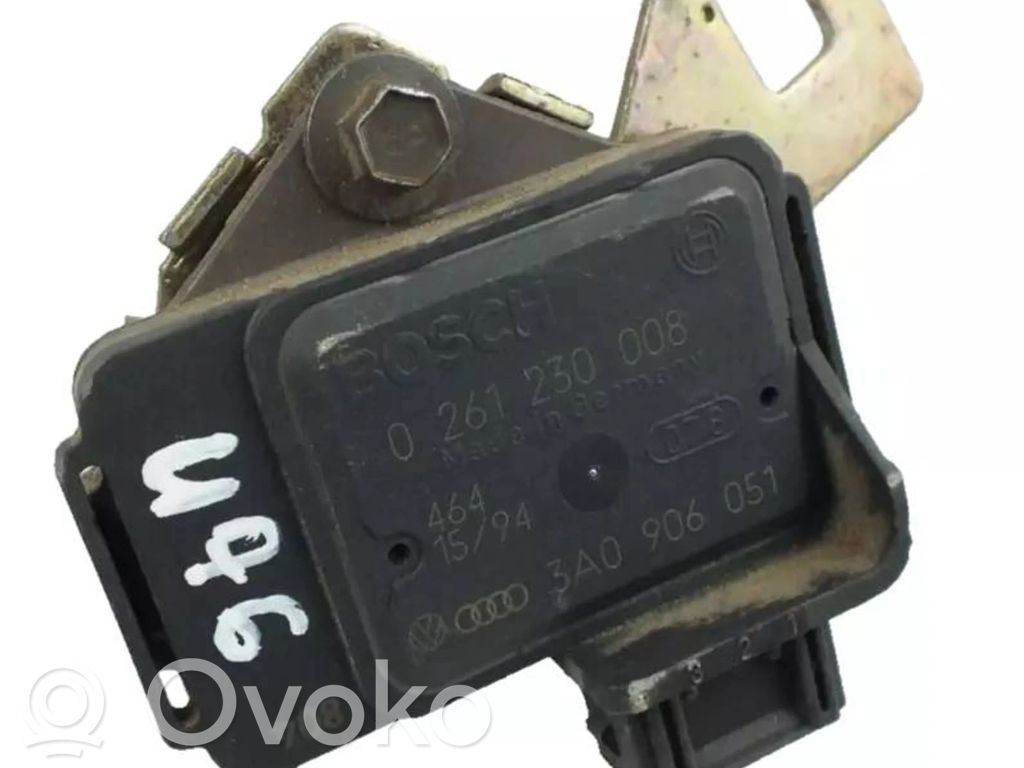 Volkswagen PASSAT B4 Air pressure sensor 