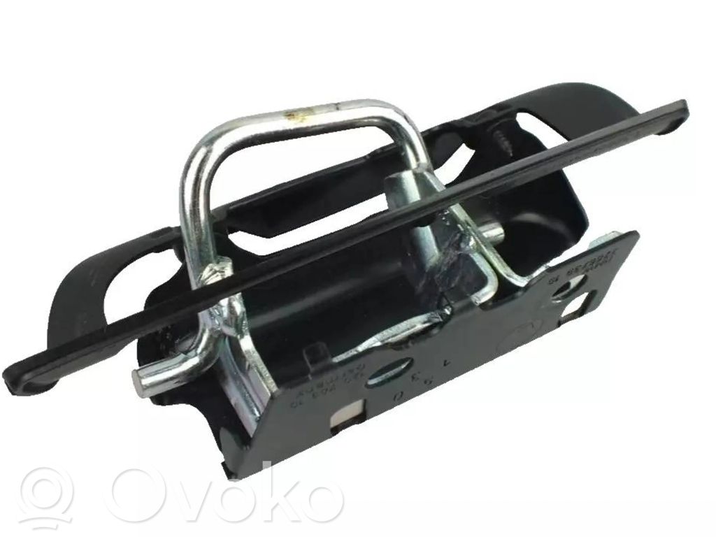 BMW i3 Rear door lock loop/hook striker 