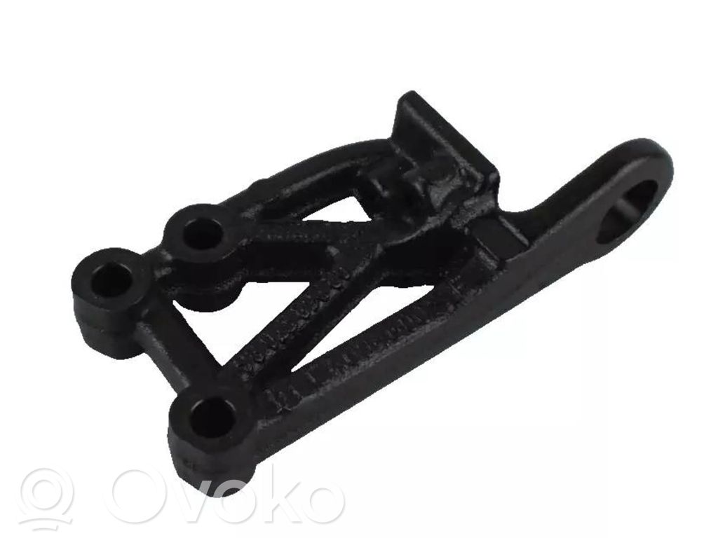 Ford Mondeo MK V Engine mounting bracket 