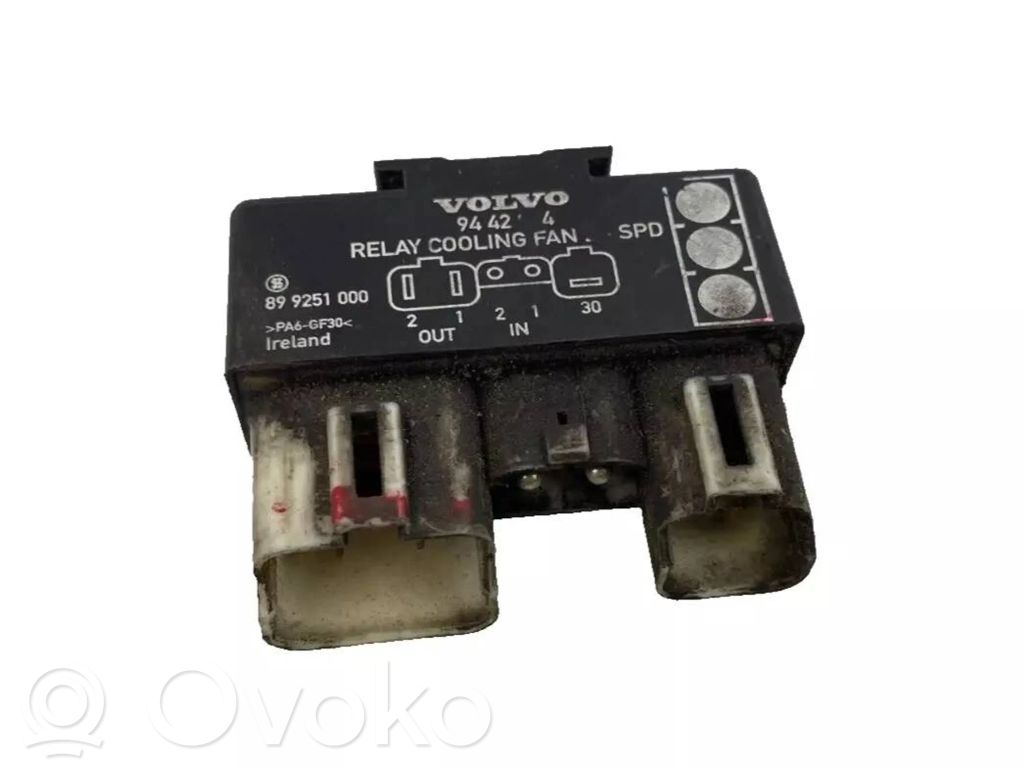 Volvo S70  V70  V70 XC Coolant fan relay 