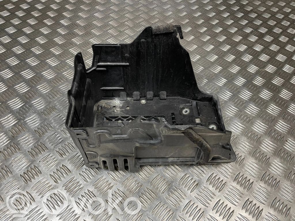 Ford Fusion II Support boîte de batterie 