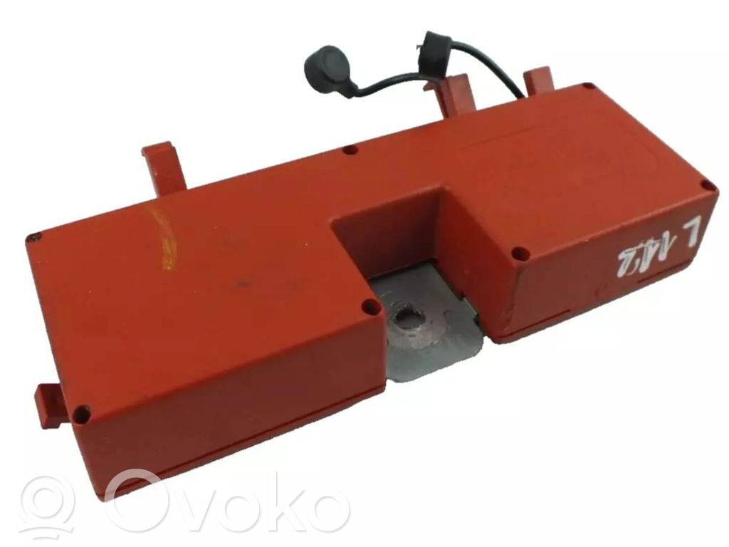 Volvo XC70 Antenos stiprintuvas 