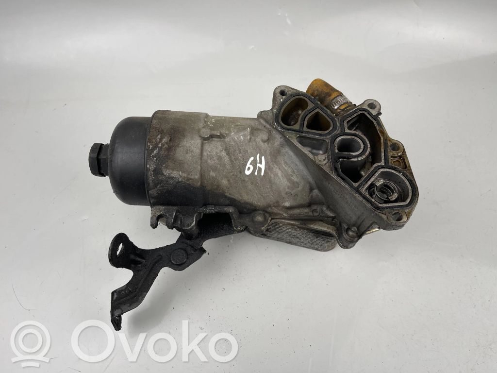 Peugeot 508 Oil filter mounting bracket 