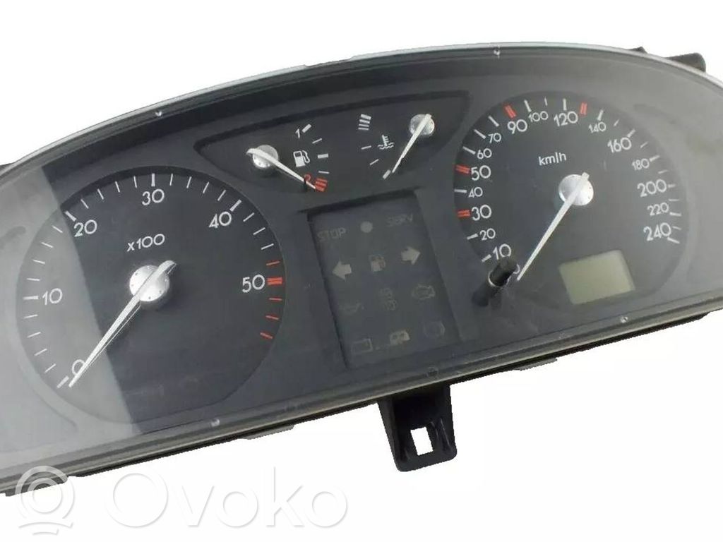 Renault Laguna II Speedometer (instrument cluster) 