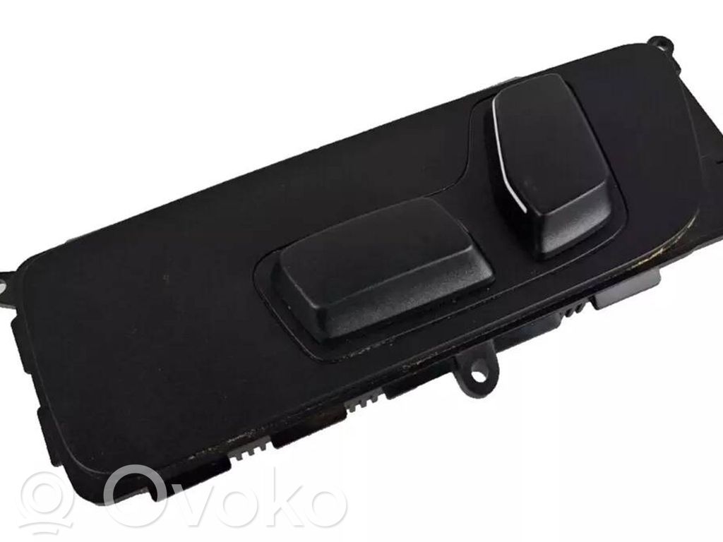 Seat memory switch   5A6E127