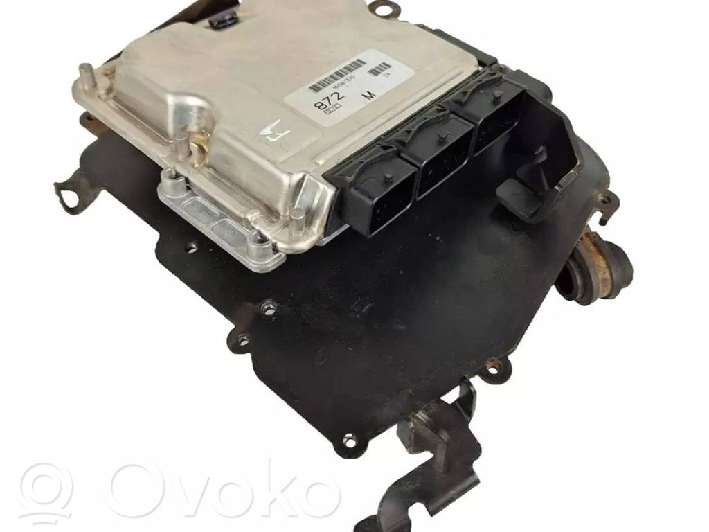 Engine control unit/module   MR507872