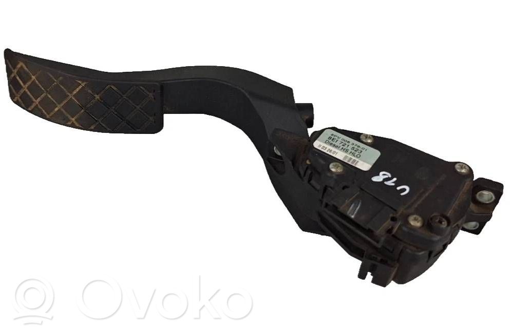 Audi A4 S4 B6 8E 8H Pedał gazu / przyspieszenia 