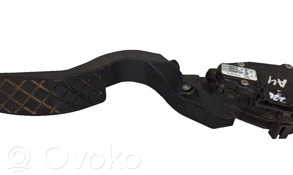 Audi A4 S4 B6 8E 8H Gaspedal 
