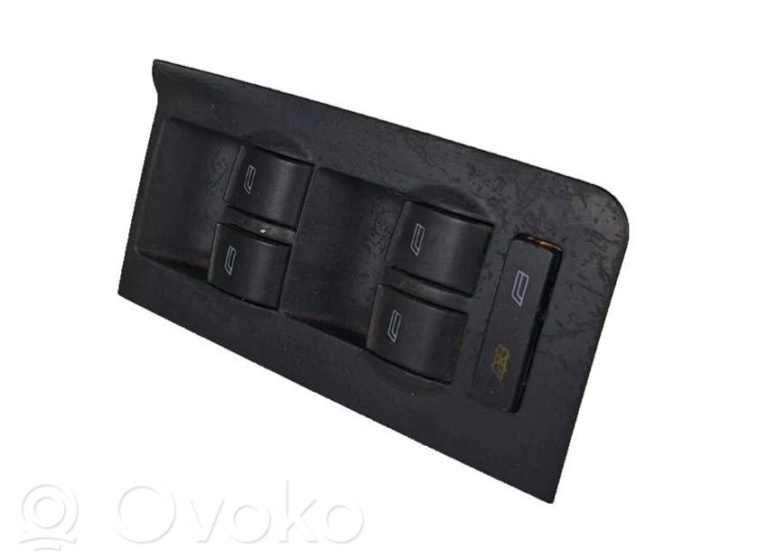 Audi A6 S6 C5 4B Przyciski szyb 